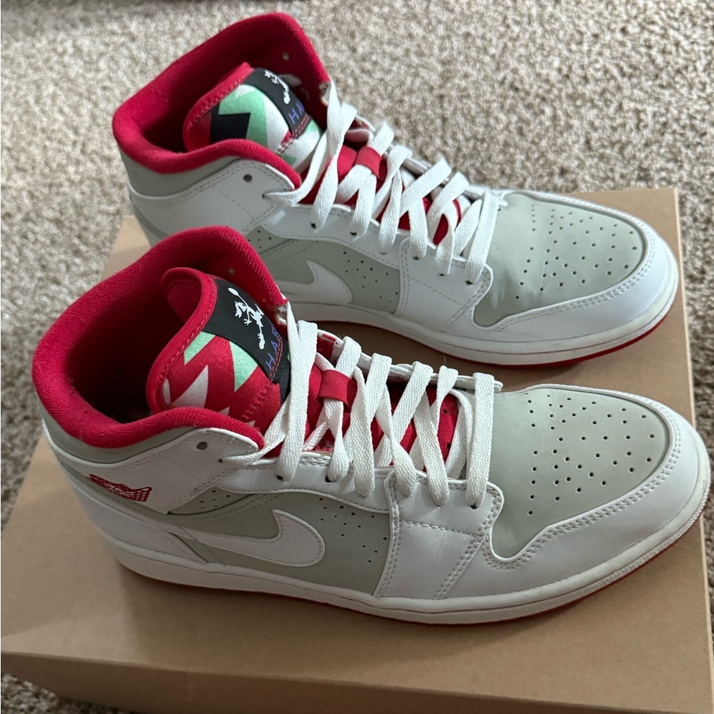 Nike Air Jordan 1 Mid Hare ‘Bugs Bunny’